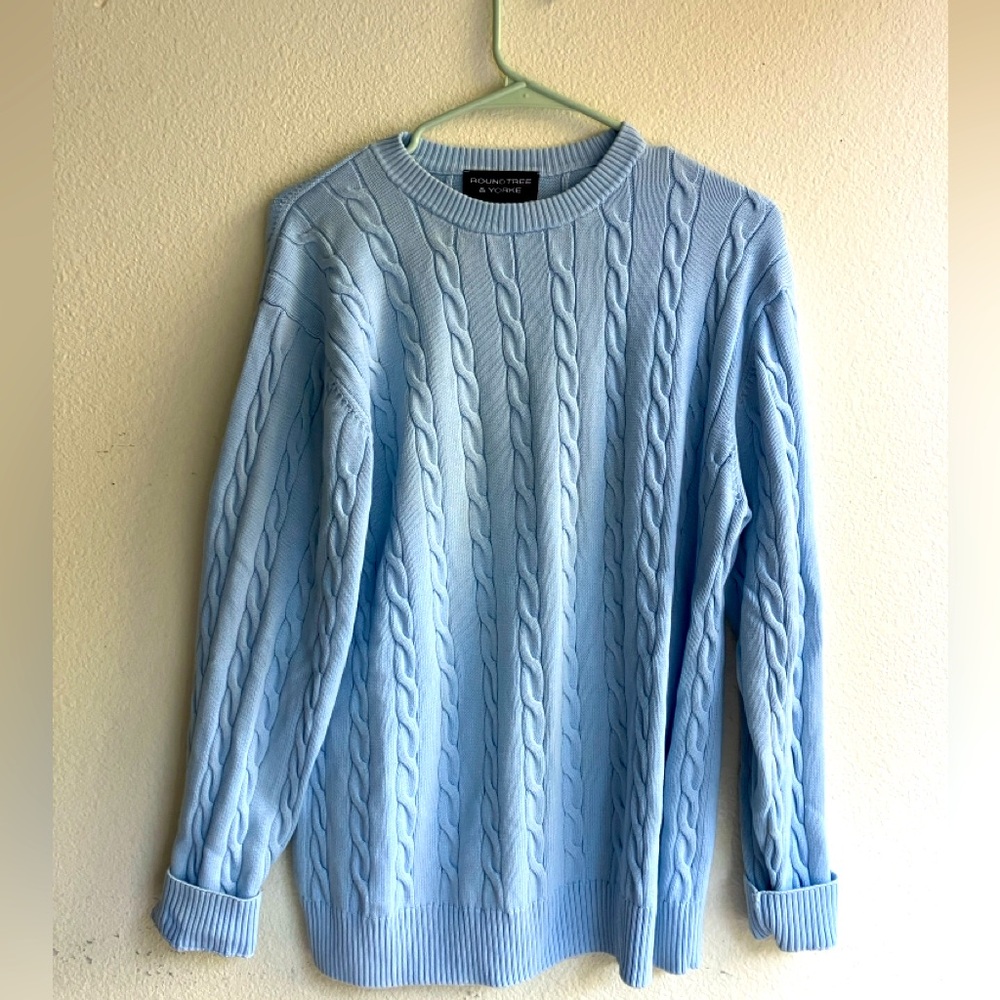 Roundtree and Yorke men’s sweater